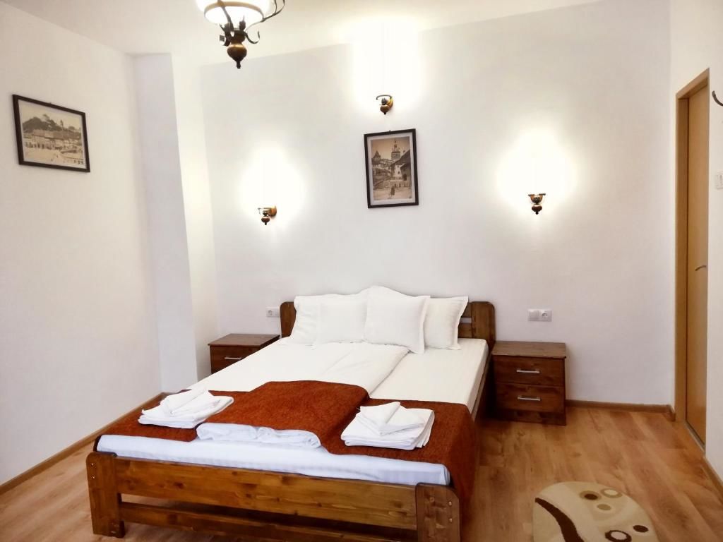 Гостевой дом Pensiunea Casa Sighisoreana Сигишоара-70